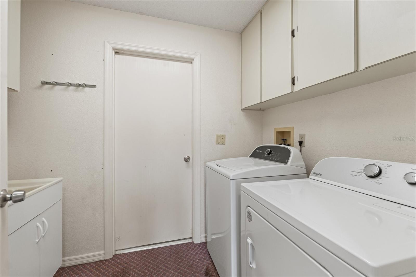 Image 20 of 39 For 6058 Waycross Drive