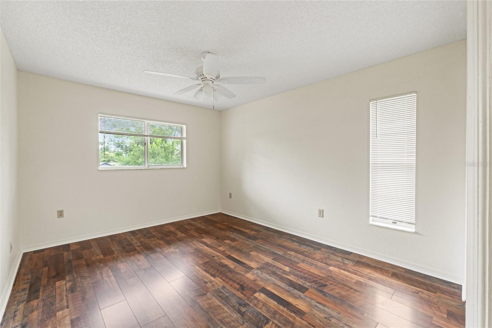 Image 21 of 39 For 6058 Waycross Drive