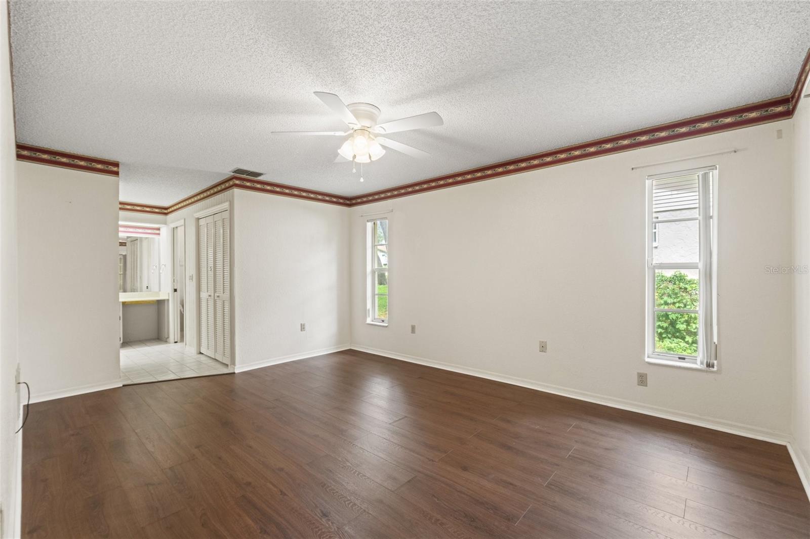 Image 5 of 39 For 6058 Waycross Drive