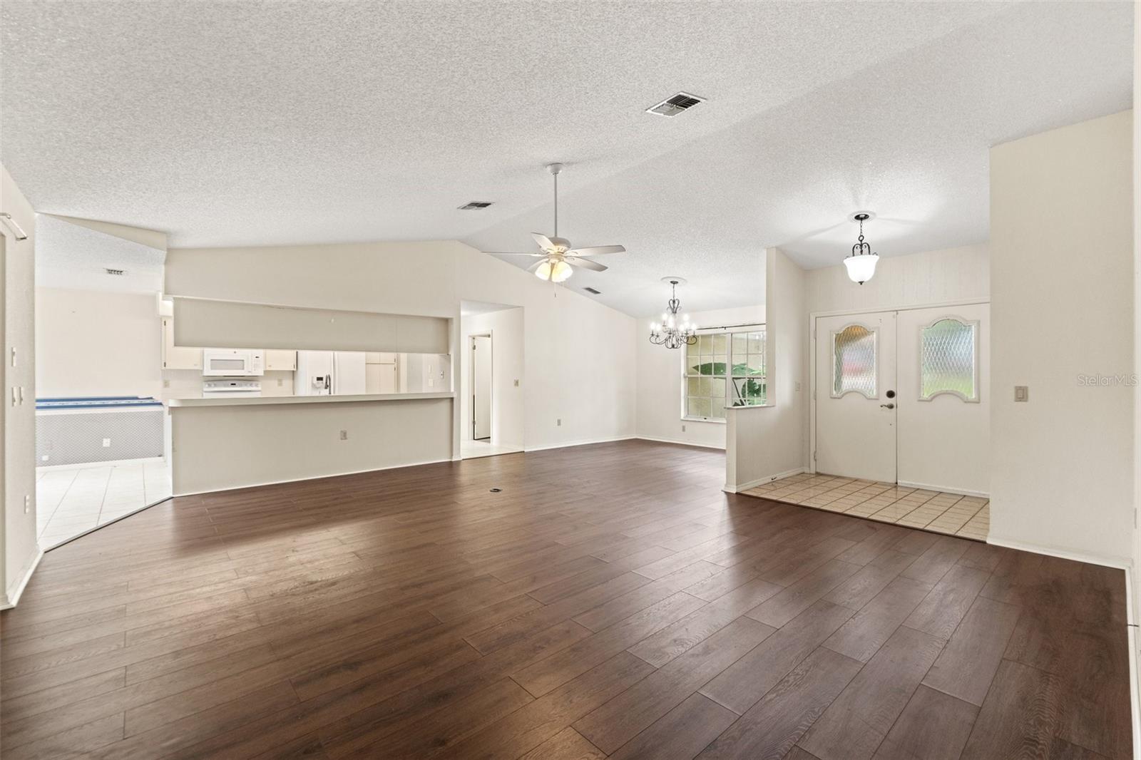 Image 6 of 39 For 6058 Waycross Drive