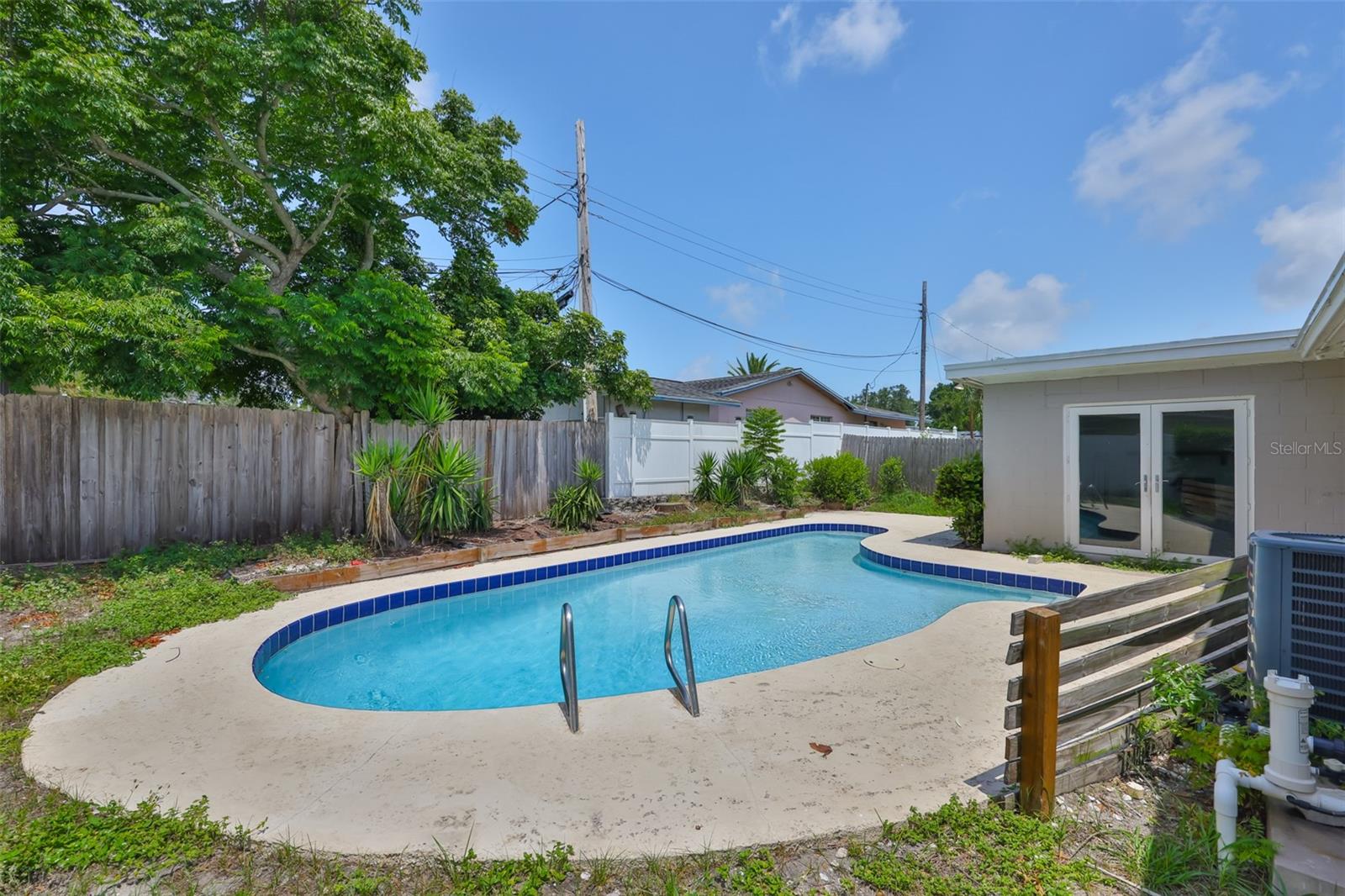 Image 23 of 29 For 12372 113th St