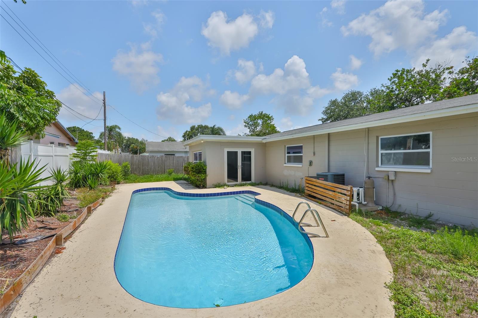 Image 24 of 29 For 12372 113th St