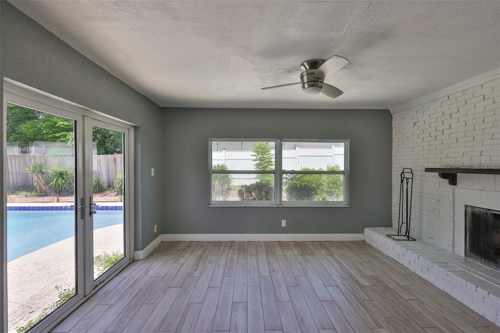 Image 8 of 29 For 12372 113th St