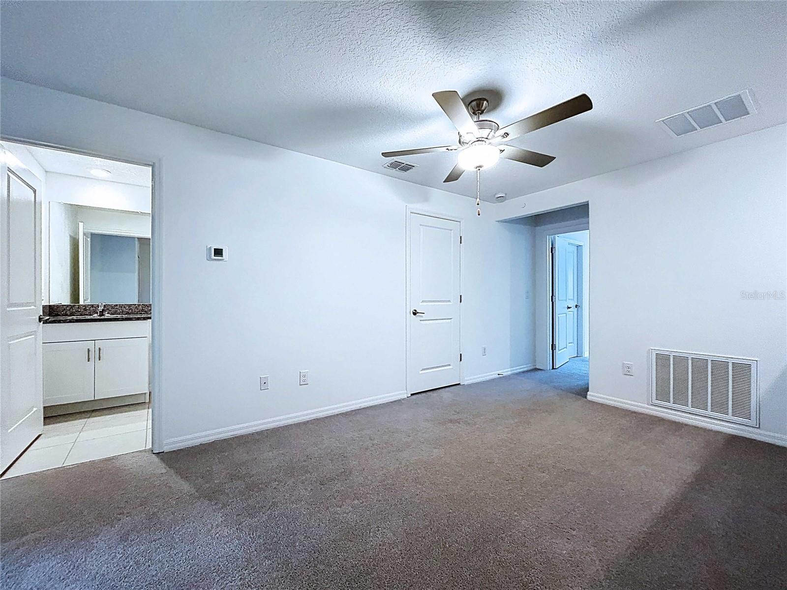Image 22 of 49 For 30729 Veridian Way