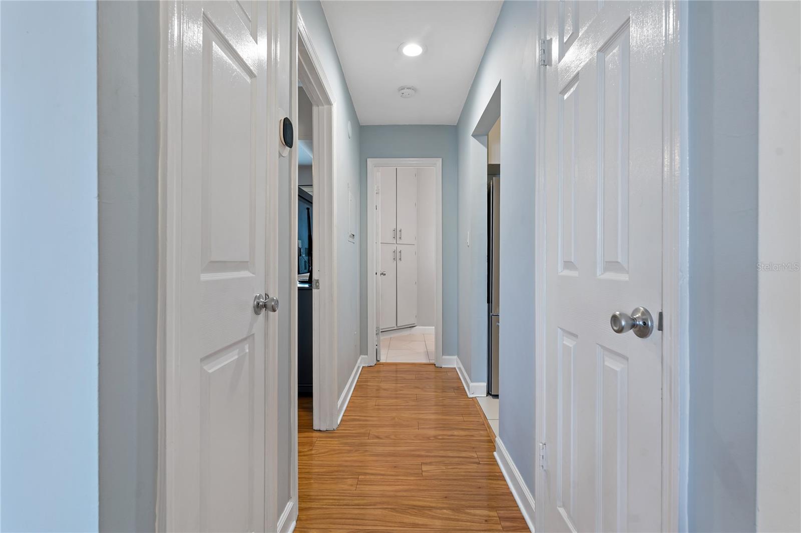 Image 13 of 45 For 101 Pompano Drive Se C