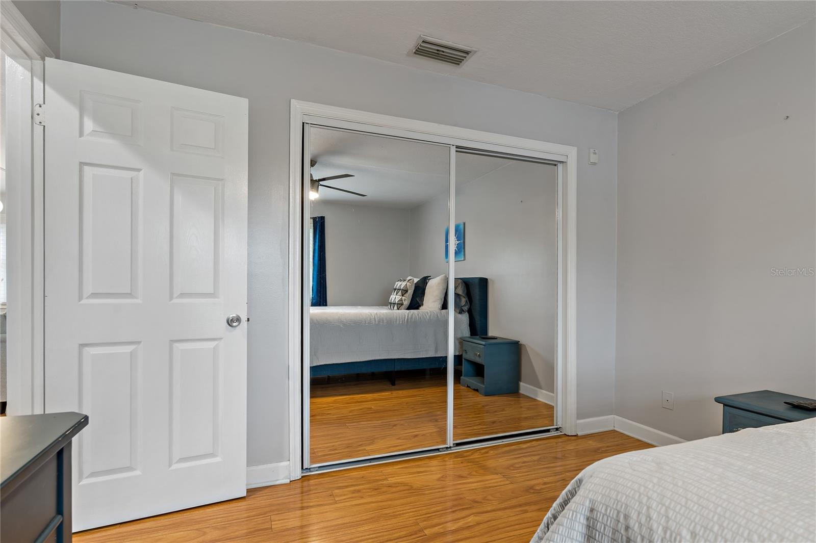 Image 17 of 45 For 101 Pompano Drive Se C