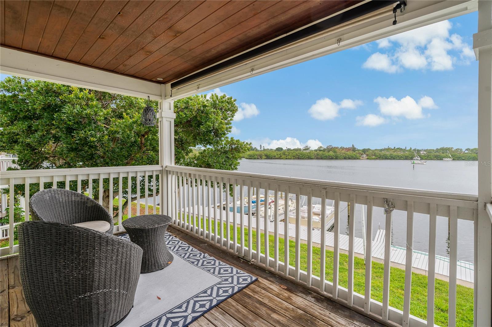 Image 22 of 45 For 101 Pompano Drive Se C