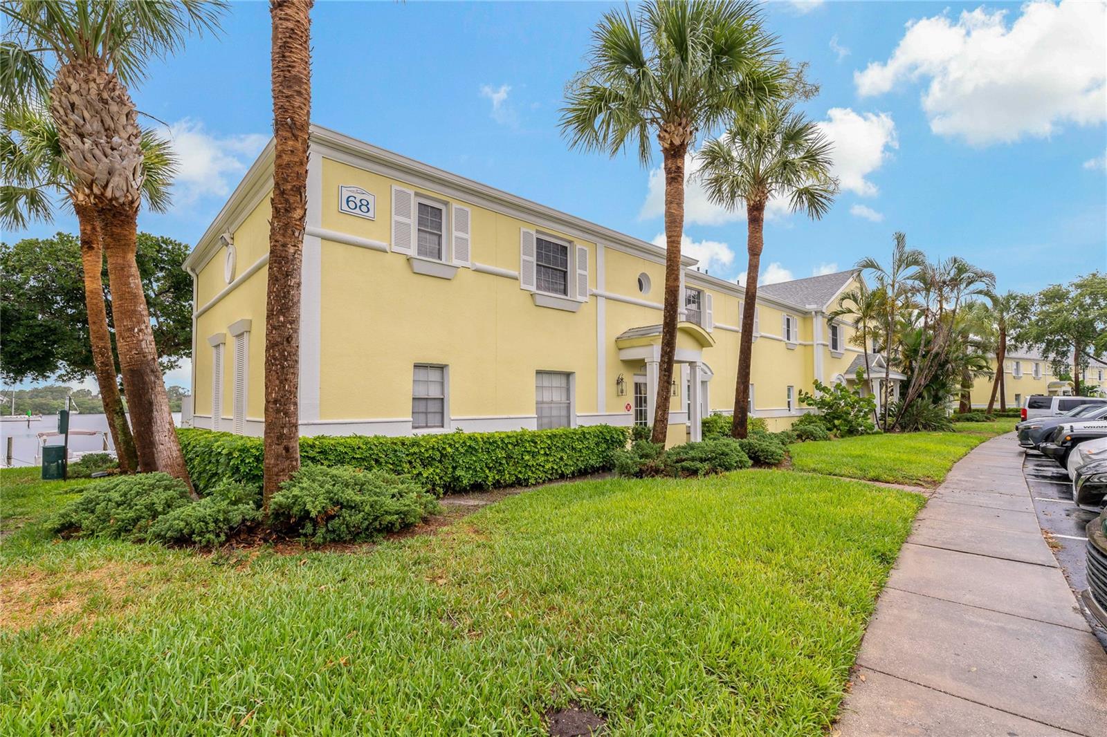 Image 28 of 45 For 101 Pompano Drive Se C