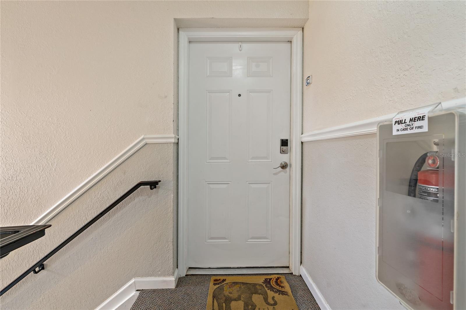 Image 30 of 45 For 101 Pompano Drive Se C