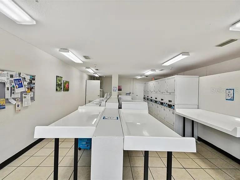 Image 43 of 45 For 101 Pompano Drive Se C