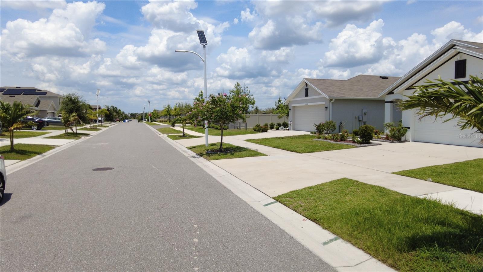 Image 4 of 46 For 16728 Kingman Reef Street