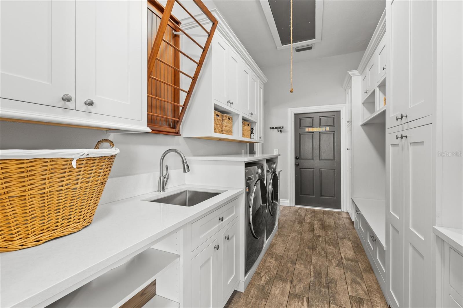 Image 18 of 39 For 204 Trask Street