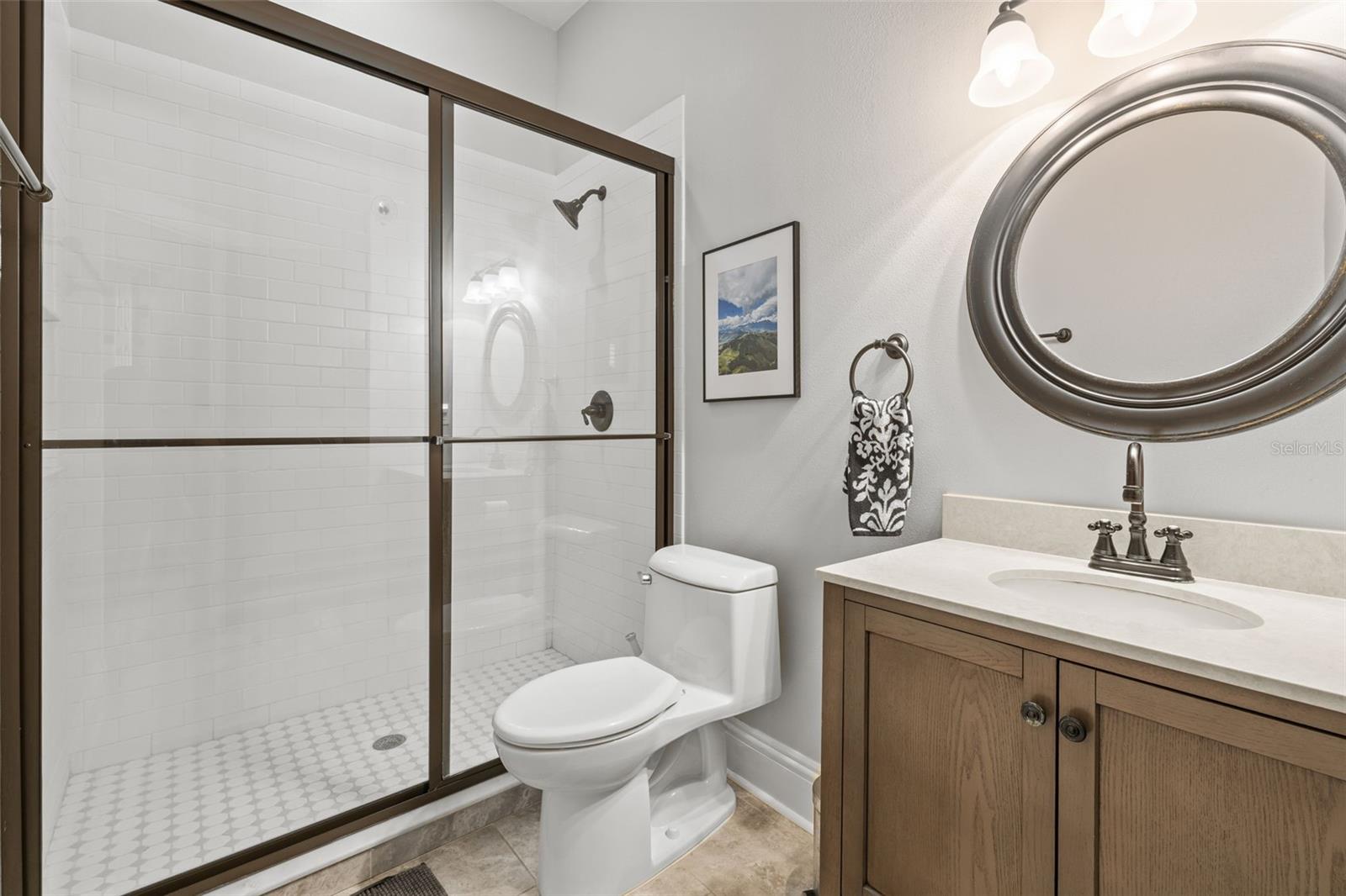 Image 21 of 39 For 204 Trask Street
