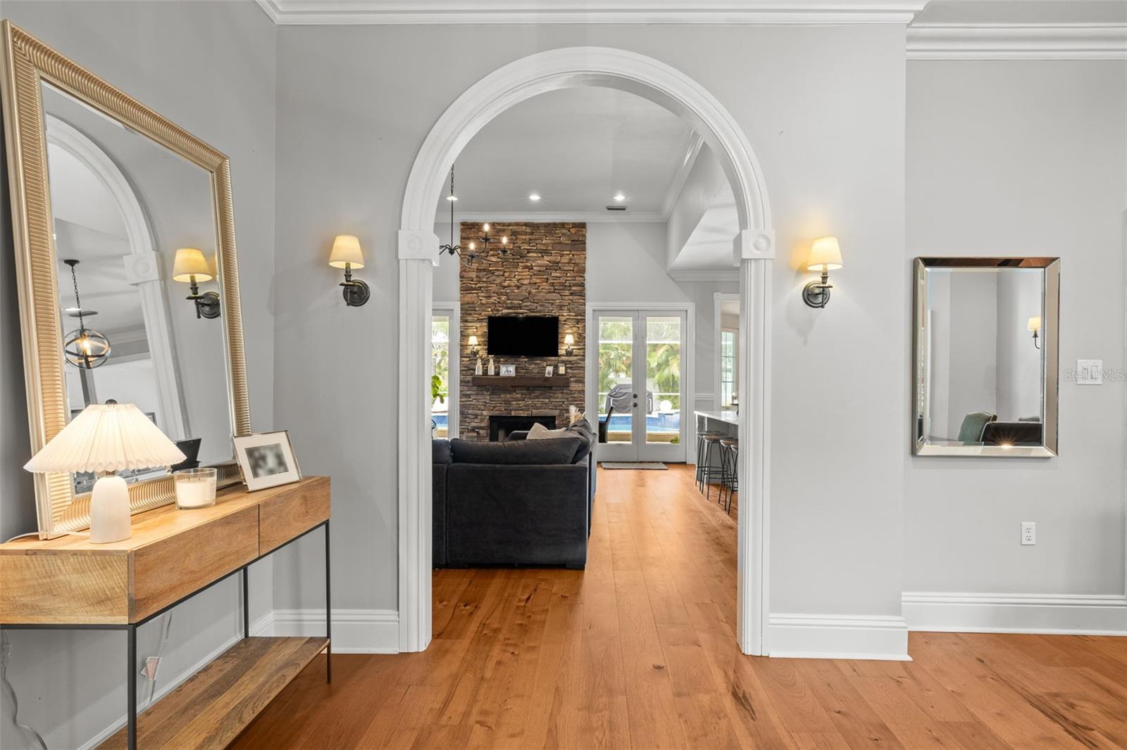 Image 4 of 39 For 204 Trask Street