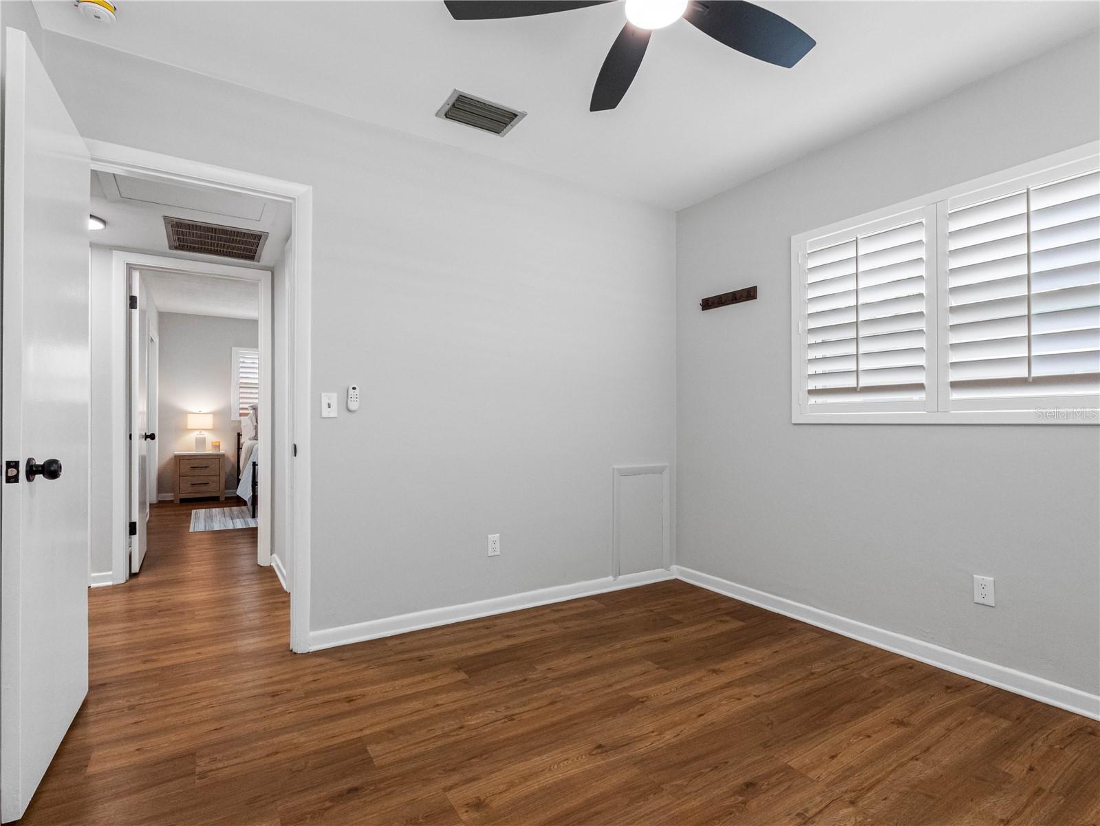 Image 23 of 33 For 2432 Keene Park Drive