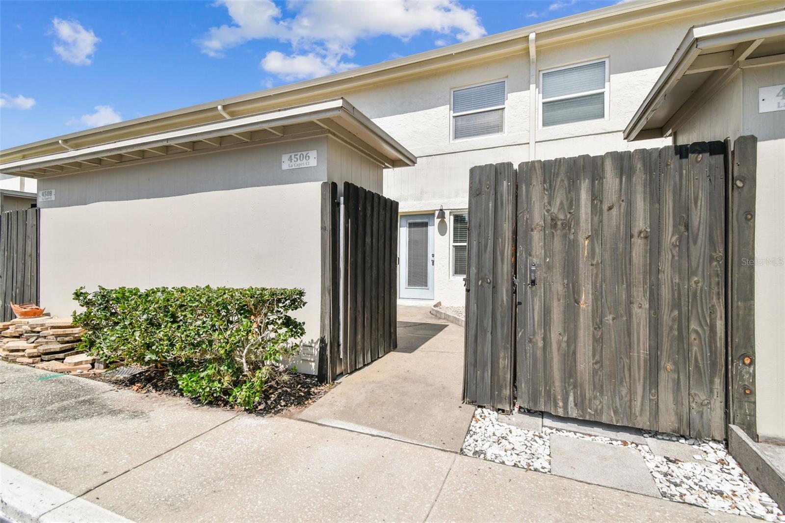 Image 22 of 36 For 4506 La Capri Court