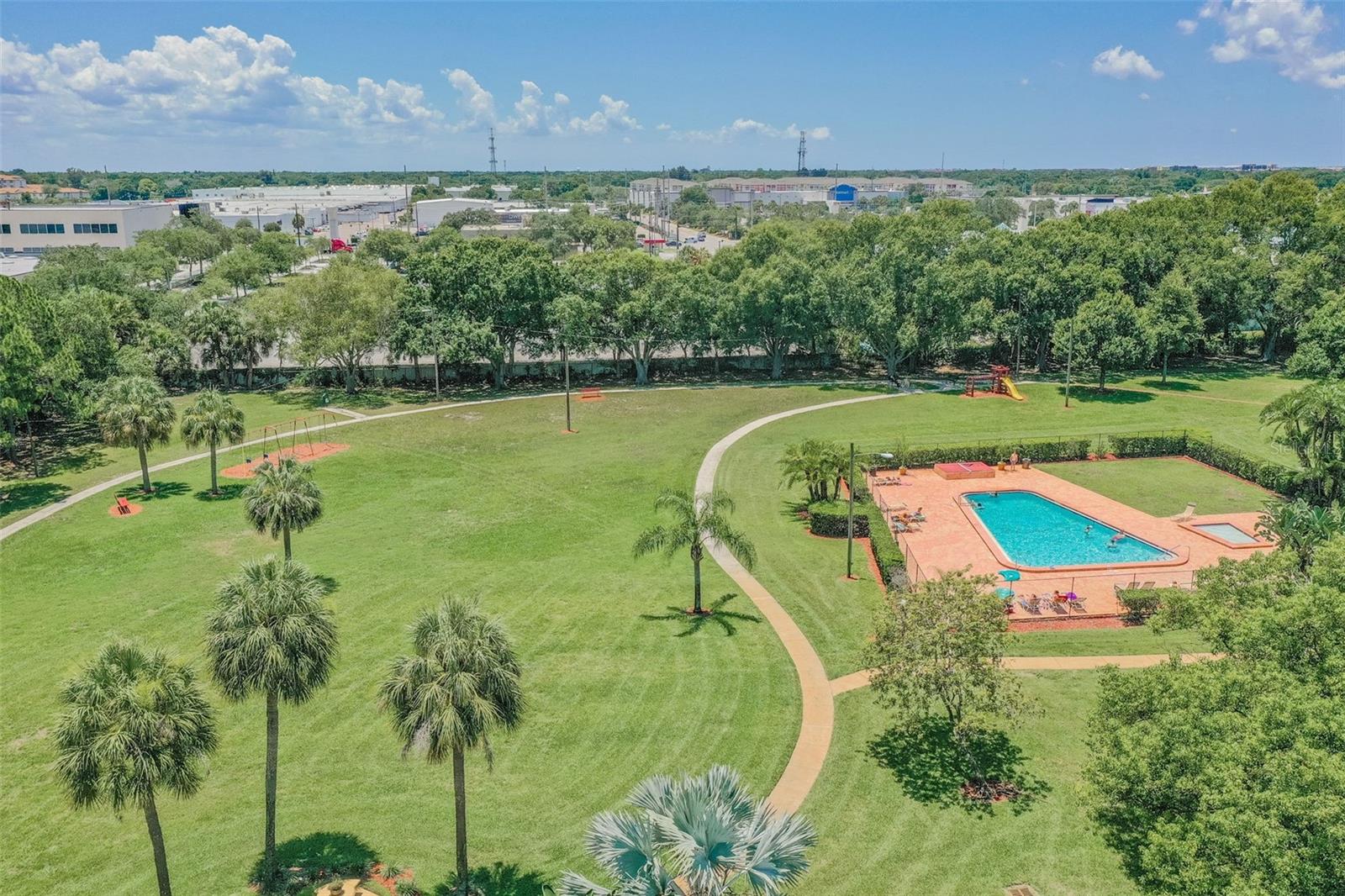 Image 33 of 36 For 4506 La Capri Court