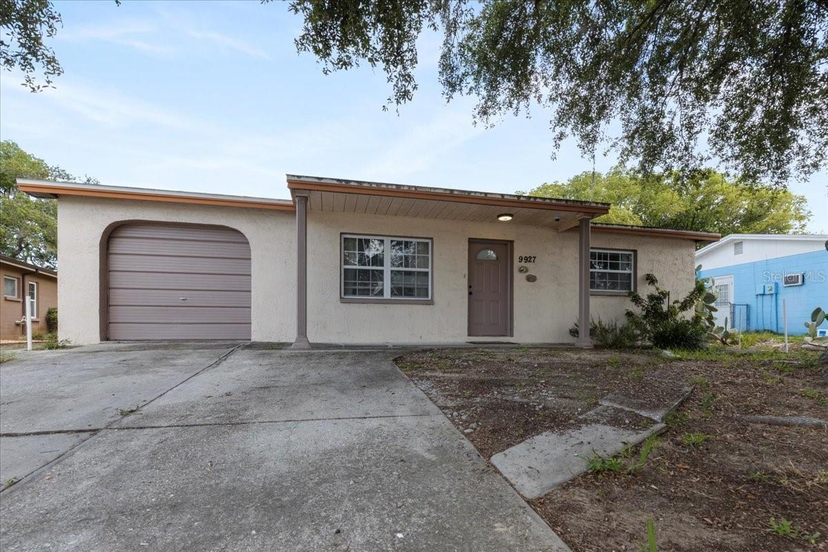 Image 2 of 24 For 9927 Woodridge Court