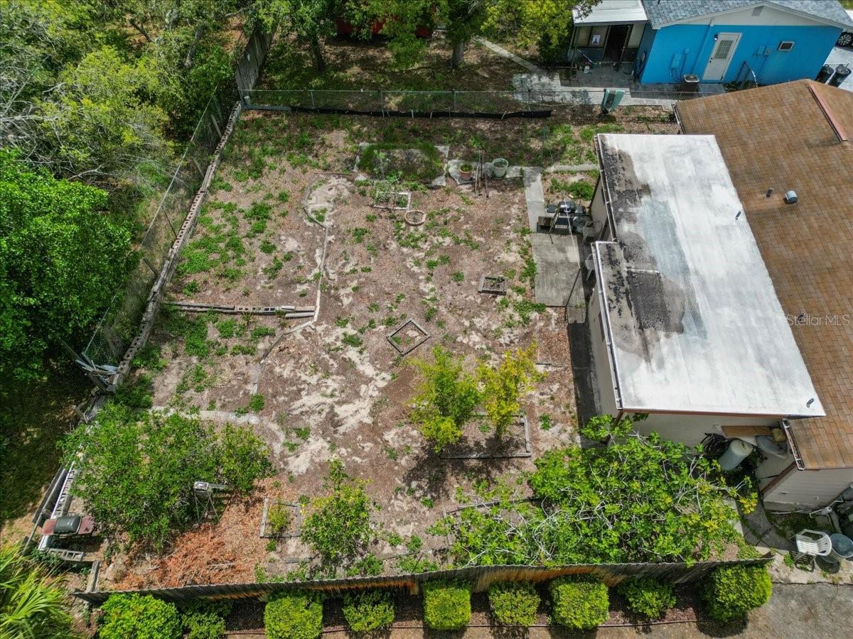 Image 25 of 26 For 9927 Woodridge Court