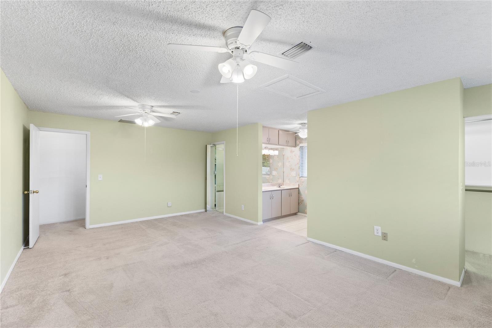 Image 18 of 29 For 996 56th Avenue S