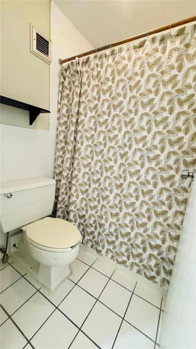 Image 10 of 15 For 7900 Orange Blossom Trail