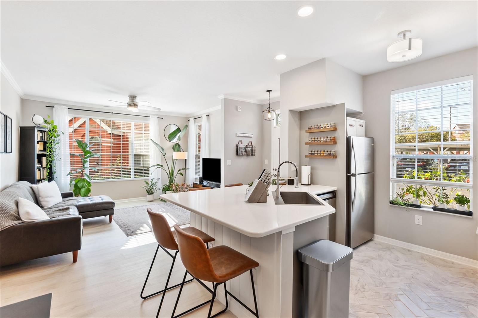 Image 5 of 24 For 10412 White Lake Court