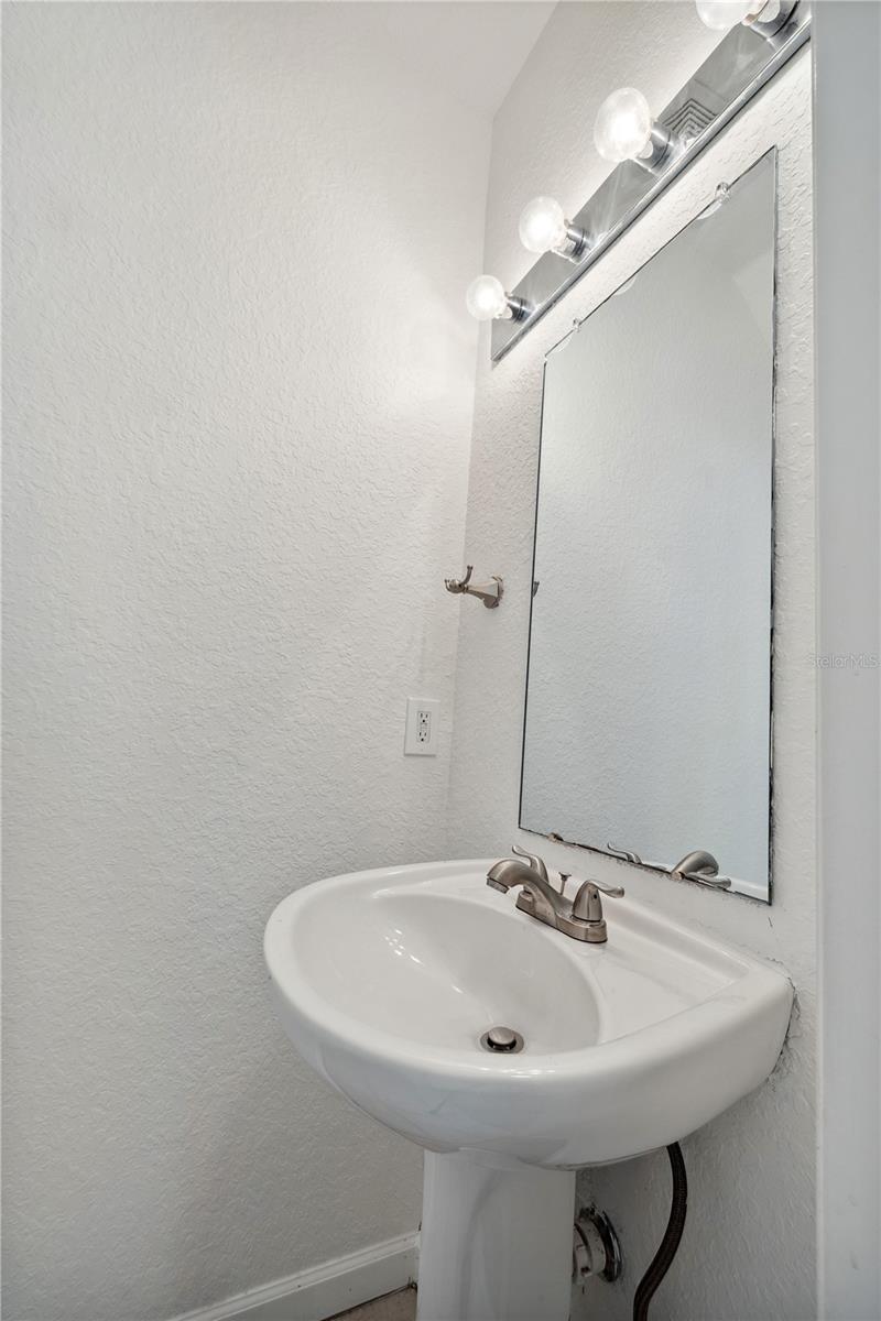 Image 10 of 24 For 16314 Parkstone Palms Court