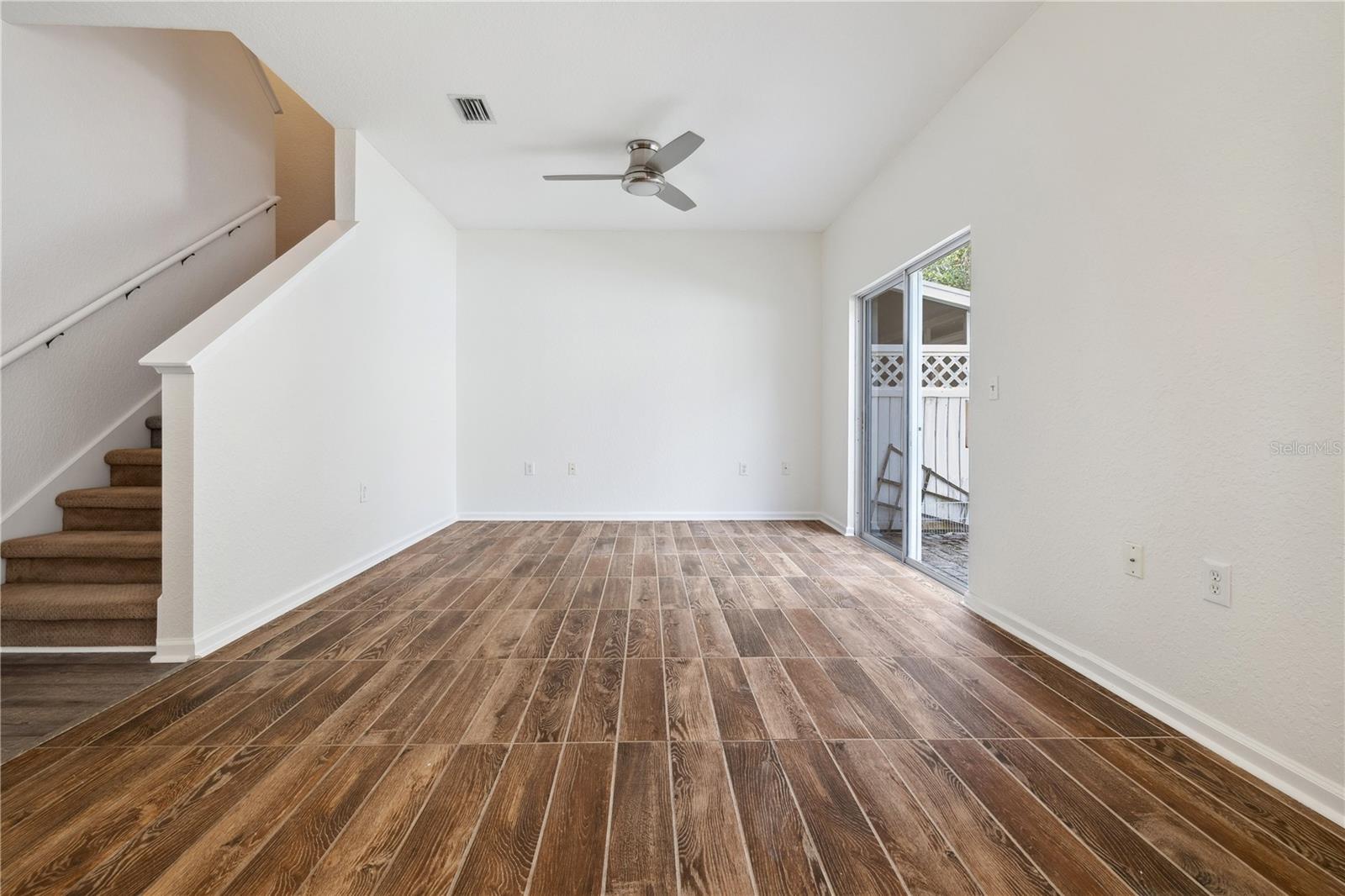 Image 16 of 24 For 16314 Parkstone Palms Court