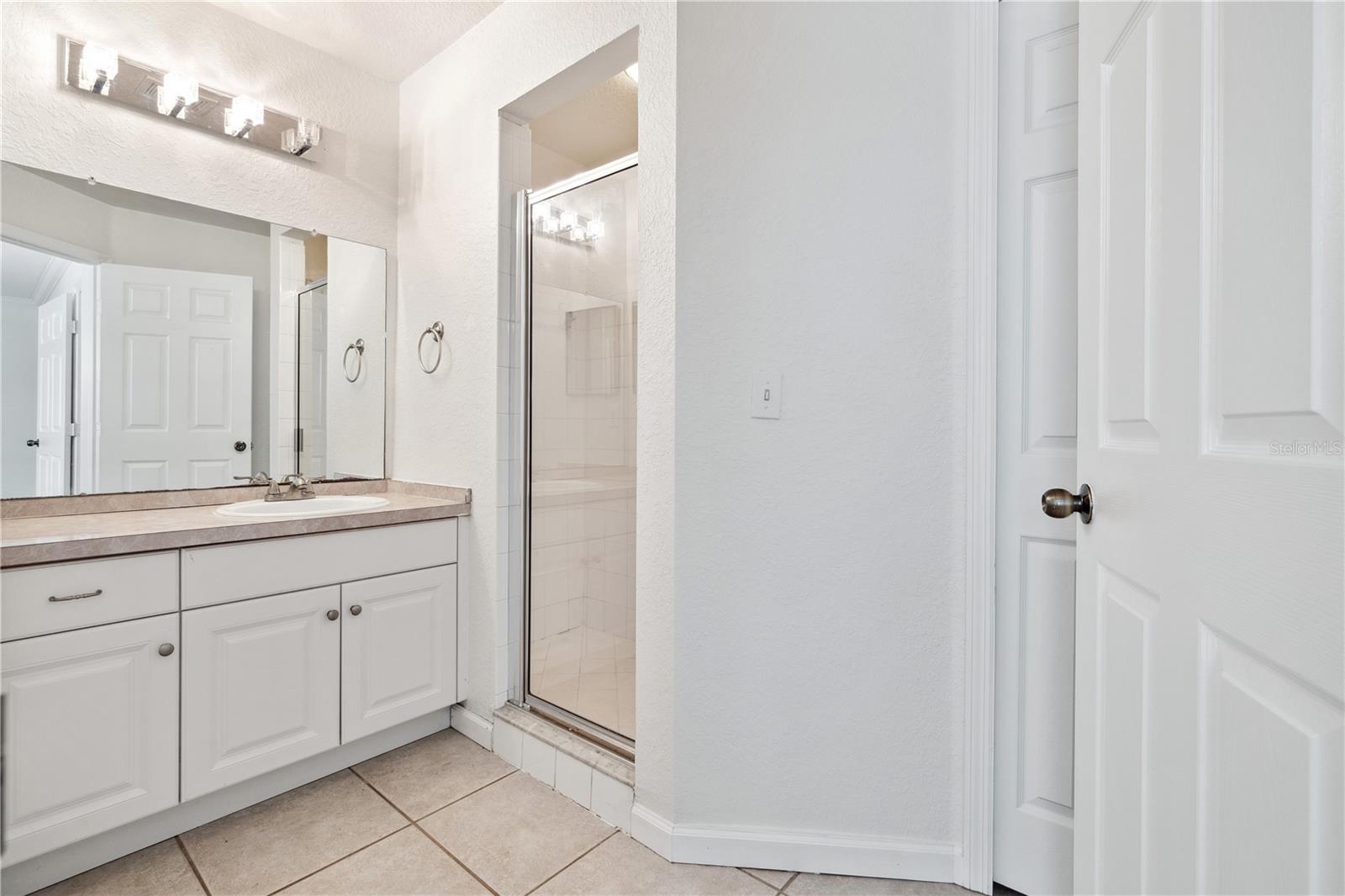 Image 21 of 24 For 16314 Parkstone Palms Court