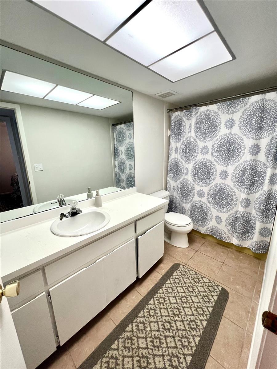 Image 13 of 23 For 3725 Teeside Drive