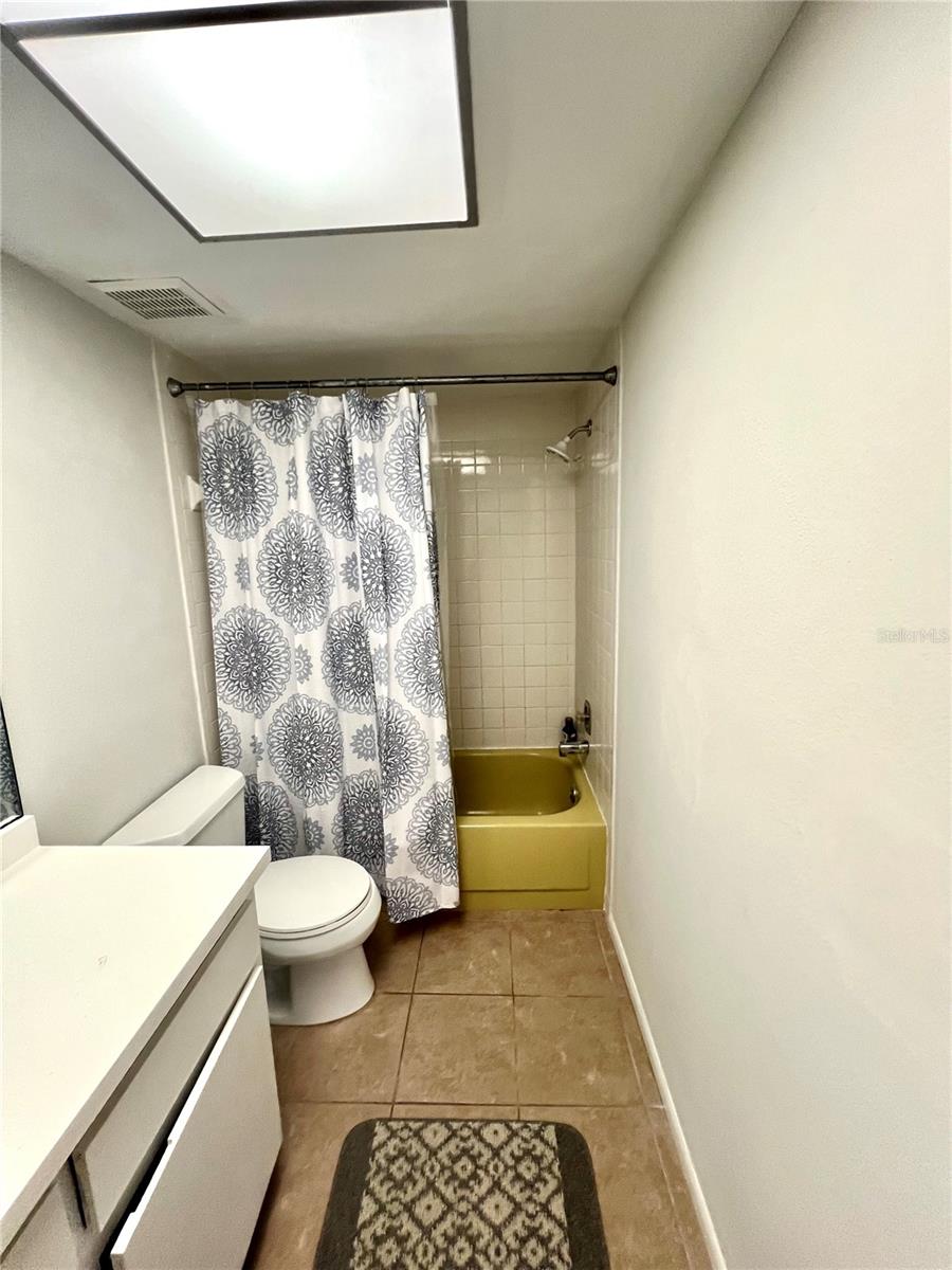 Image 14 of 23 For 3725 Teeside Drive