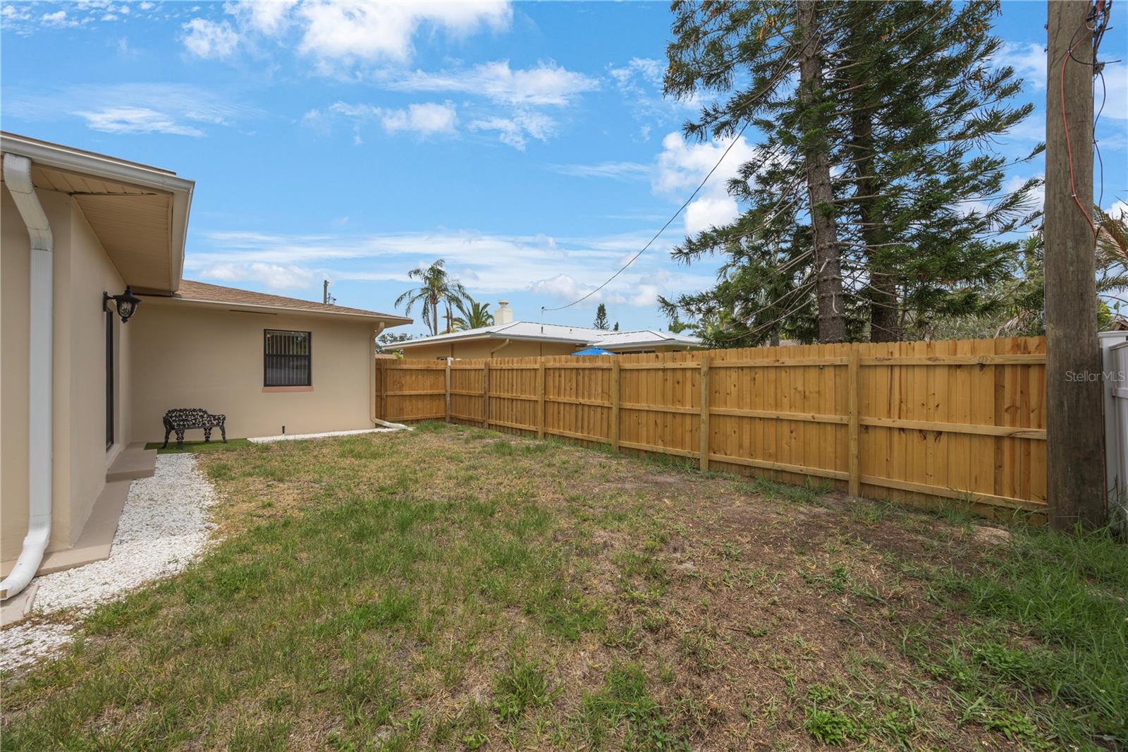 Image 33 of 38 For 1305 Marion Drive S