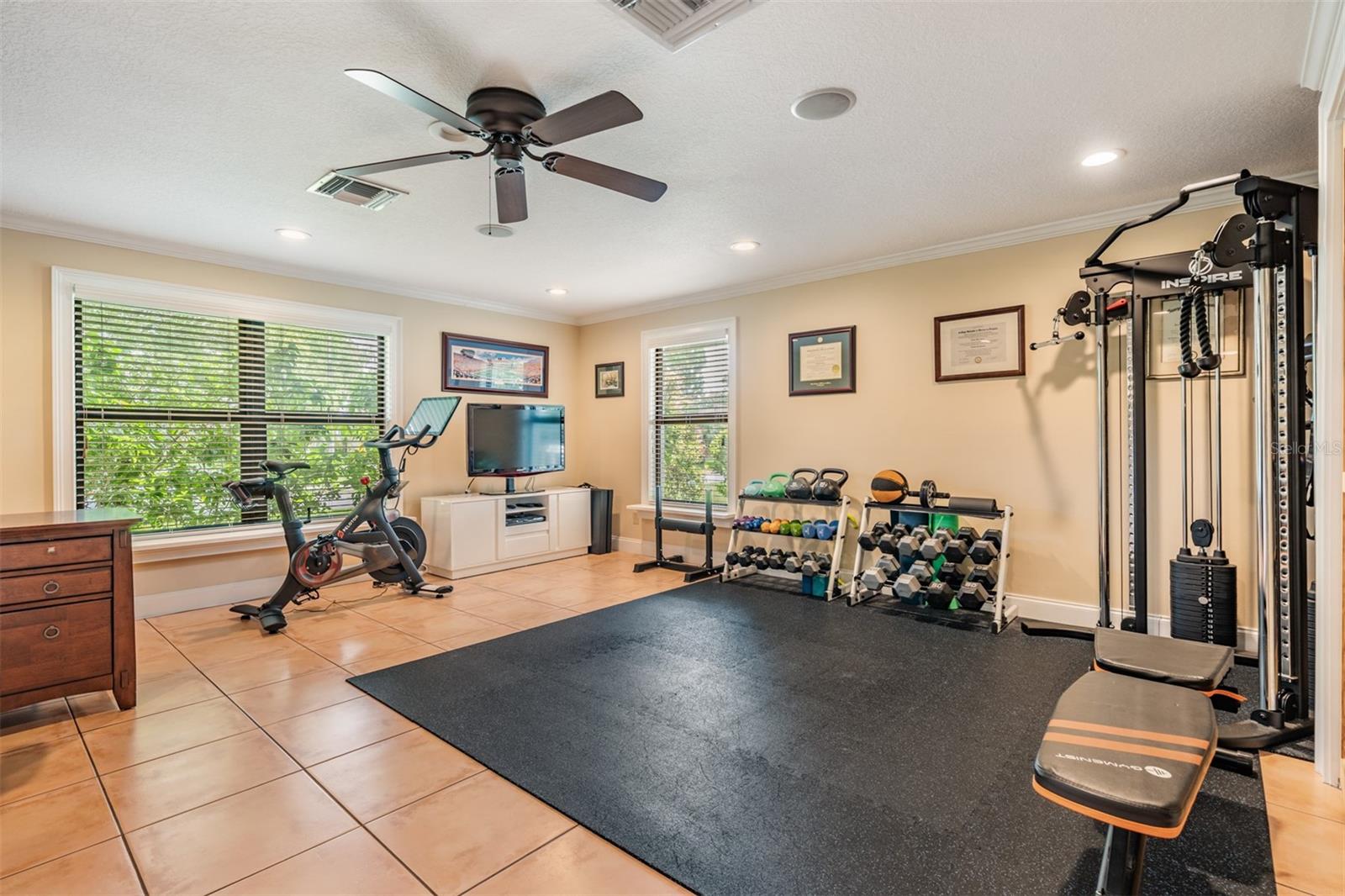 Image 33 of 53 For 475 Holly Hill Road