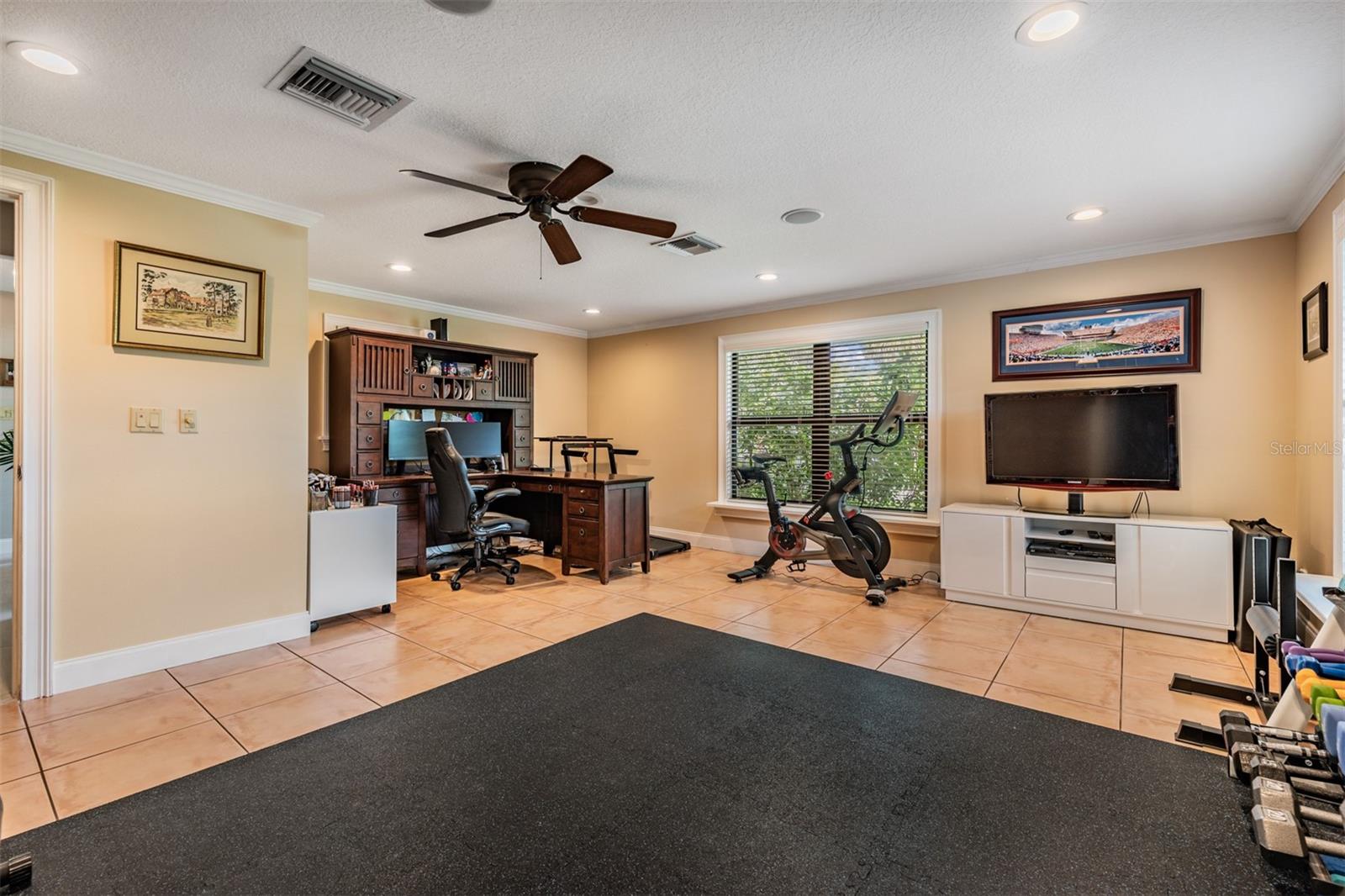 Image 34 of 53 For 475 Holly Hill Road