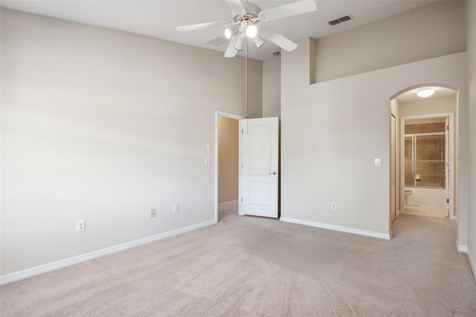 Image 16 of 37 For 31215 Flannery Court