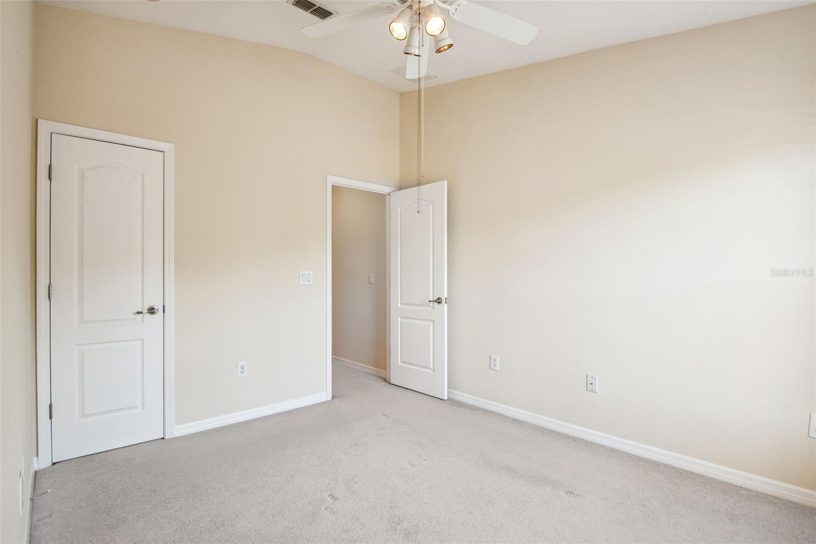 Image 20 of 37 For 31215 Flannery Court