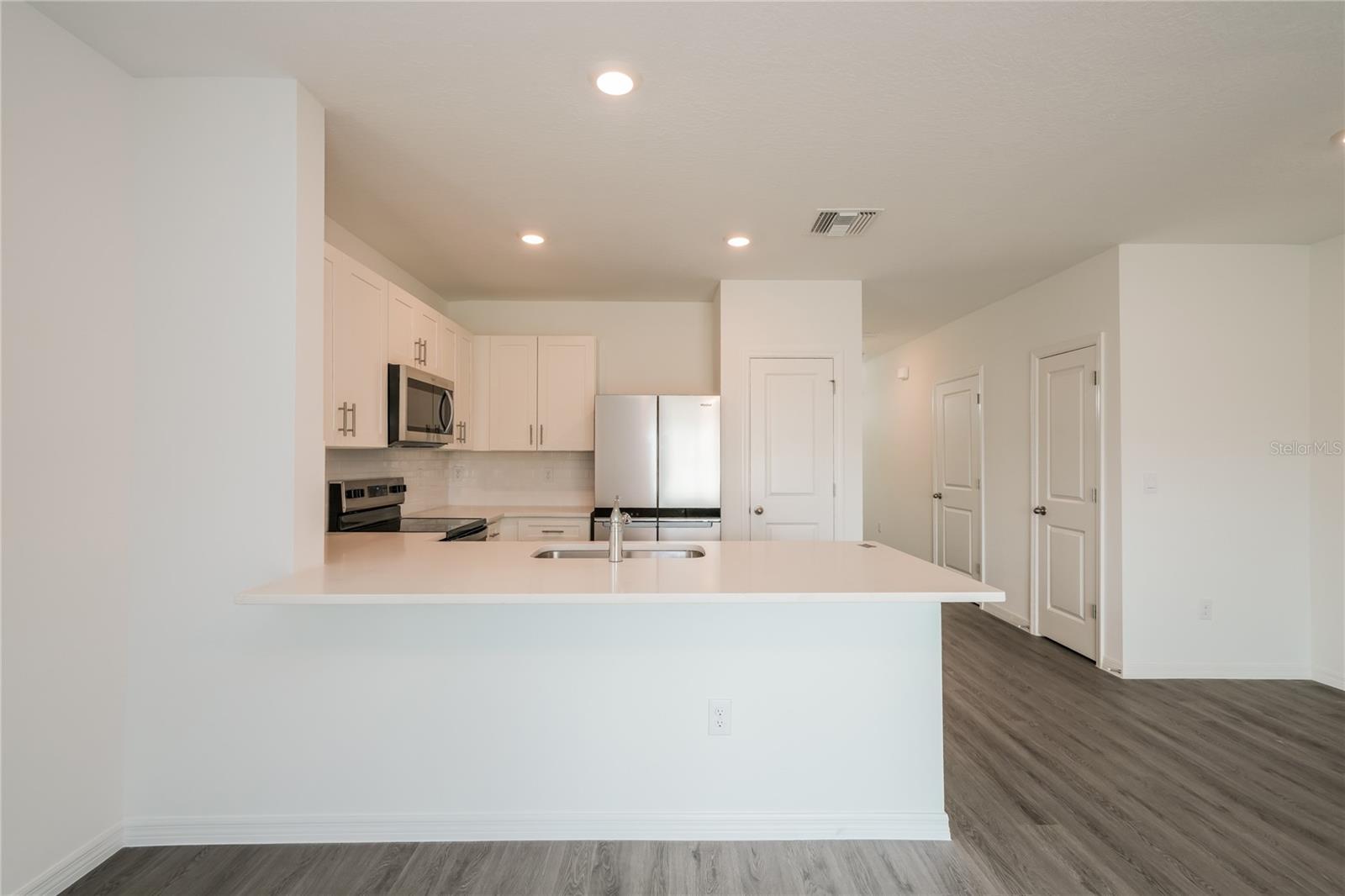 Image 5 of 15 For 8498 Lofty Timber Way