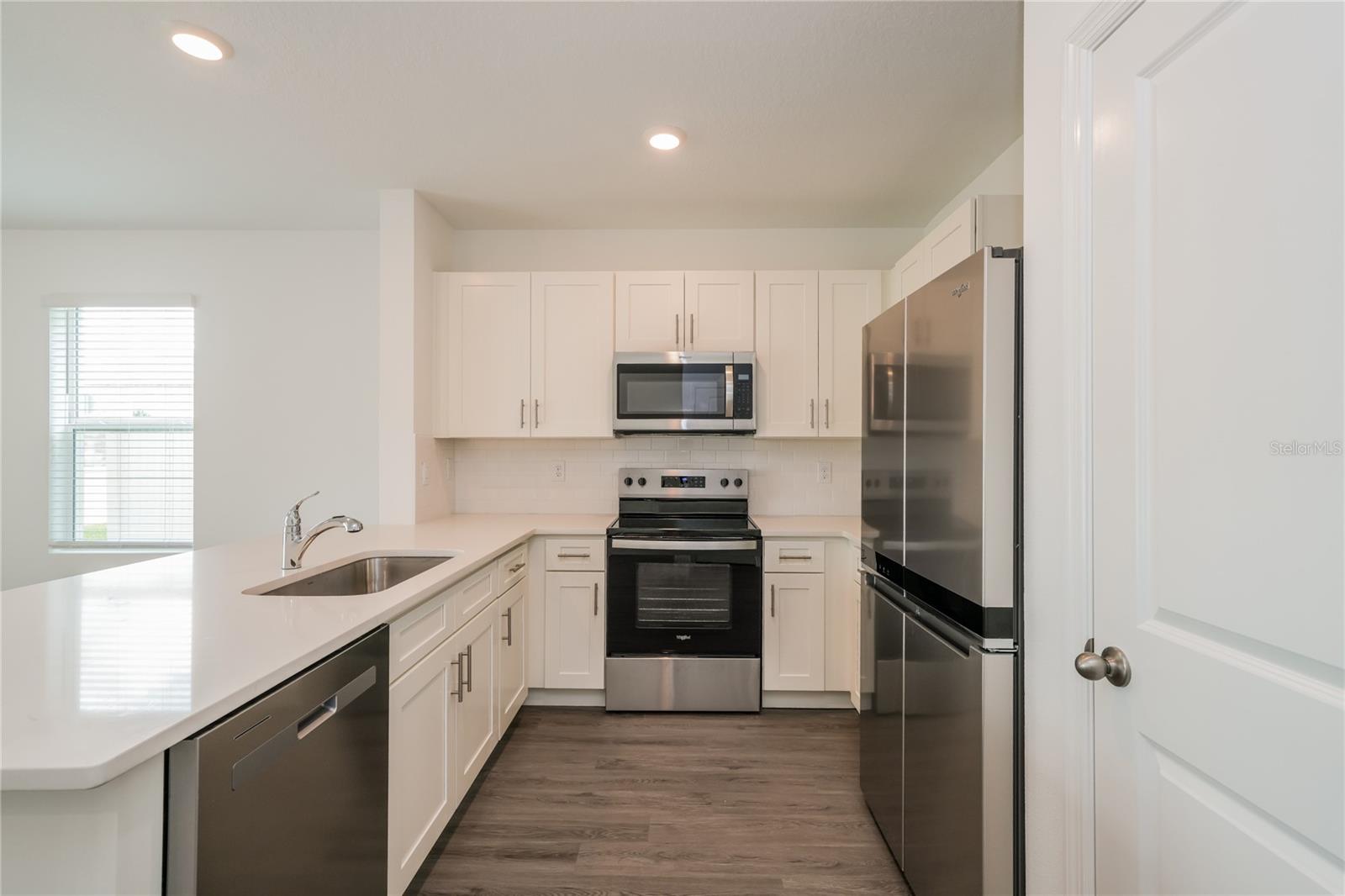 Image 6 of 15 For 8498 Lofty Timber Way