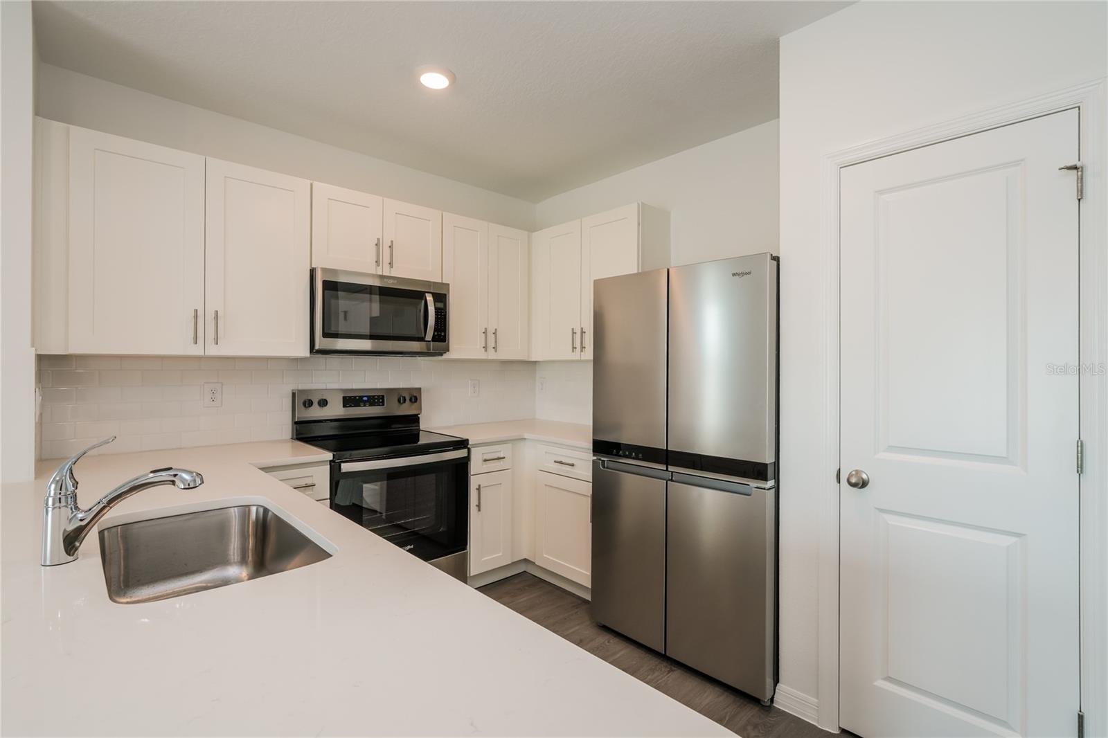 Image 7 of 15 For 8498 Lofty Timber Way