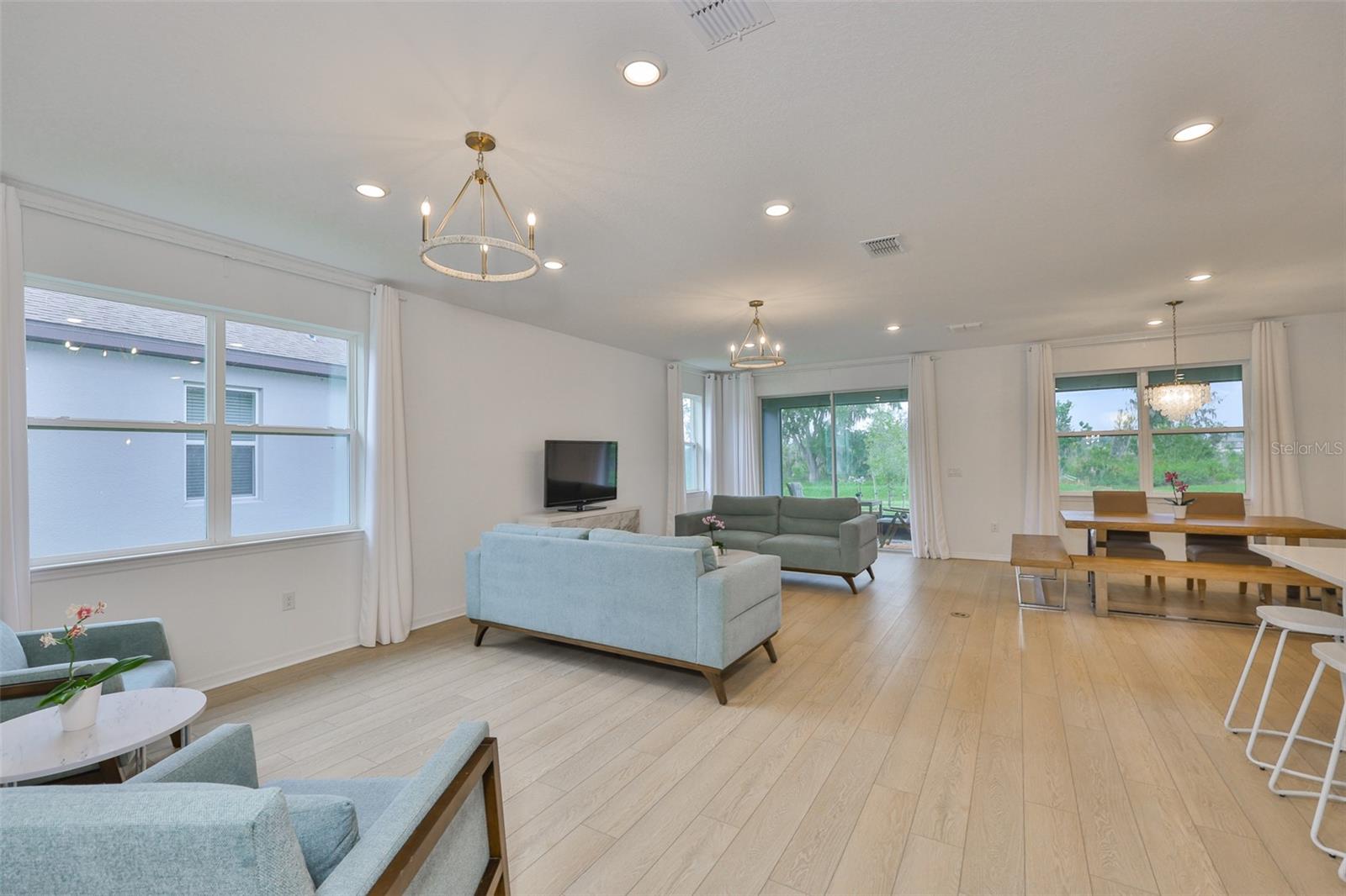 Image 12 of 55 For 3816 Maryland Avenue