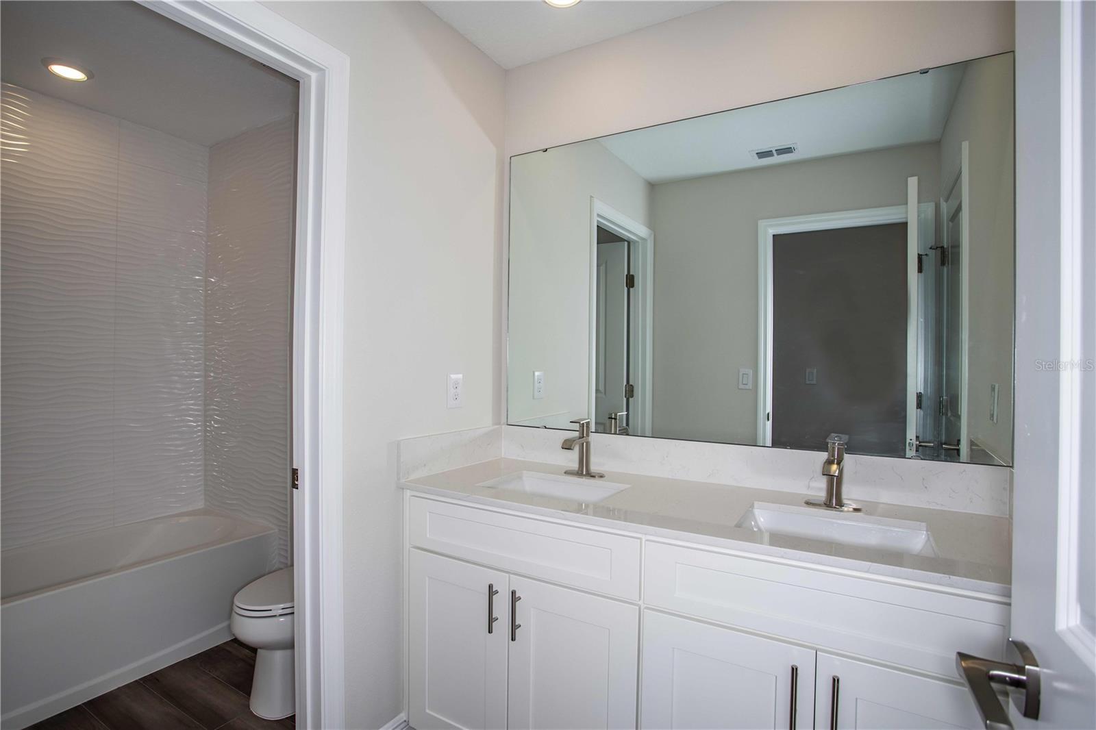 Image 30 of 31 For 9921 Surrey Rose Drive