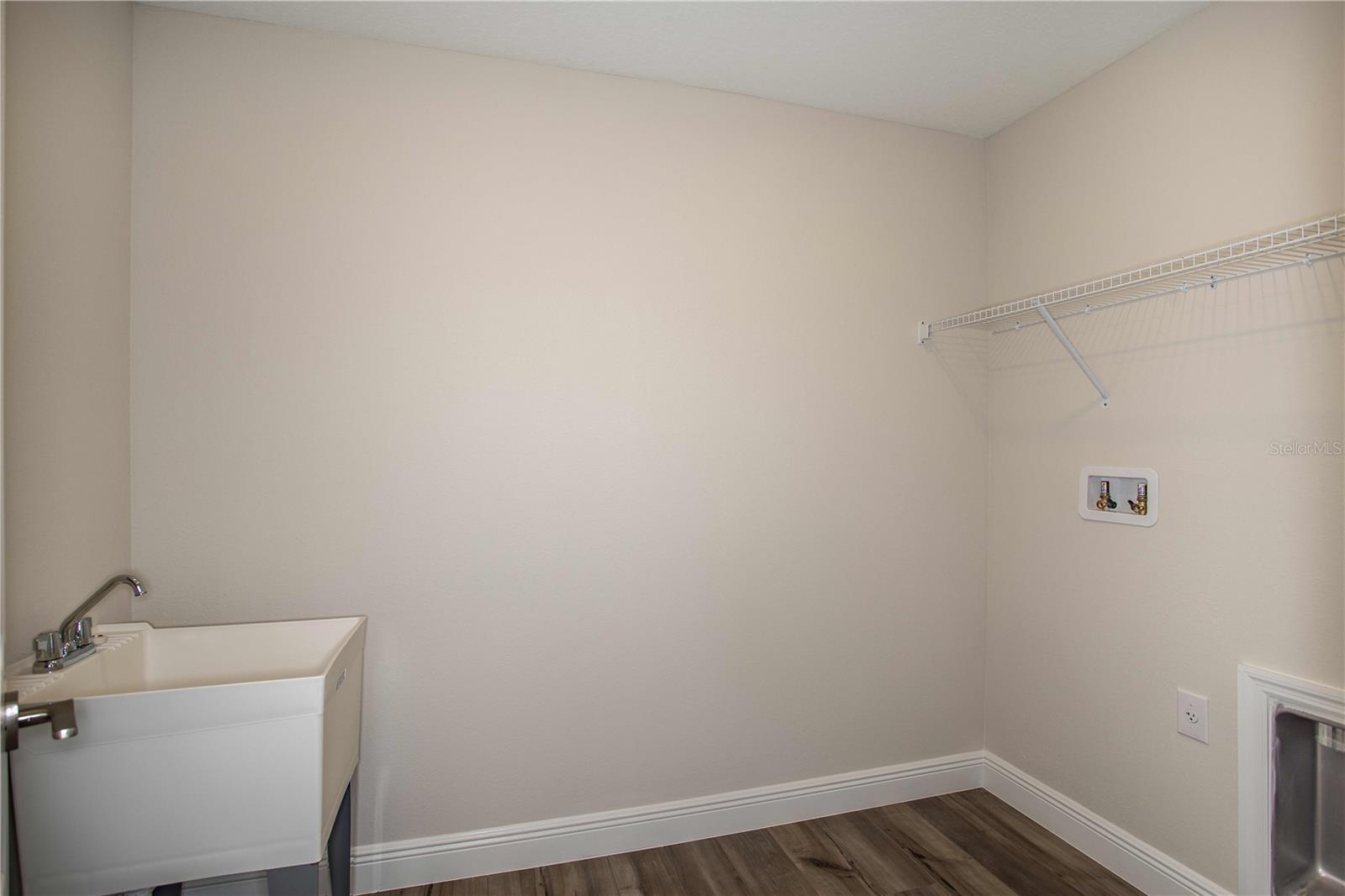 Image 31 of 31 For 9921 Surrey Rose Drive