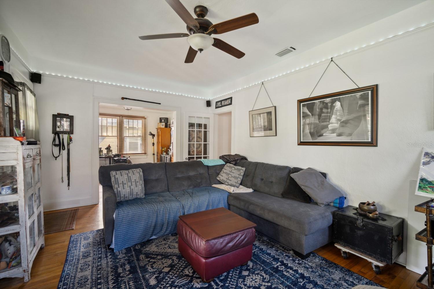 Listing photo id 11 for 216 South Avenue