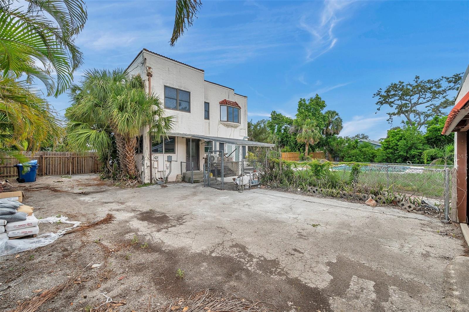 Image 39 of 55 For 4900 Alcazar Way S