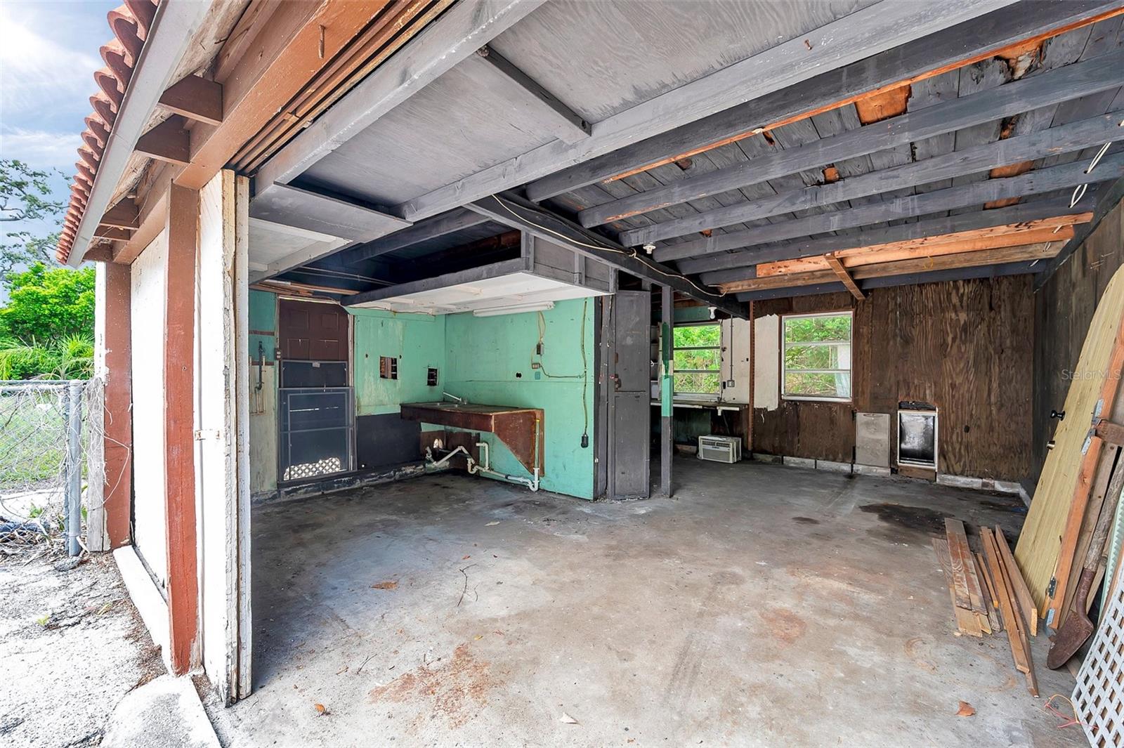 Image 41 of 55 For 4900 Alcazar Way S