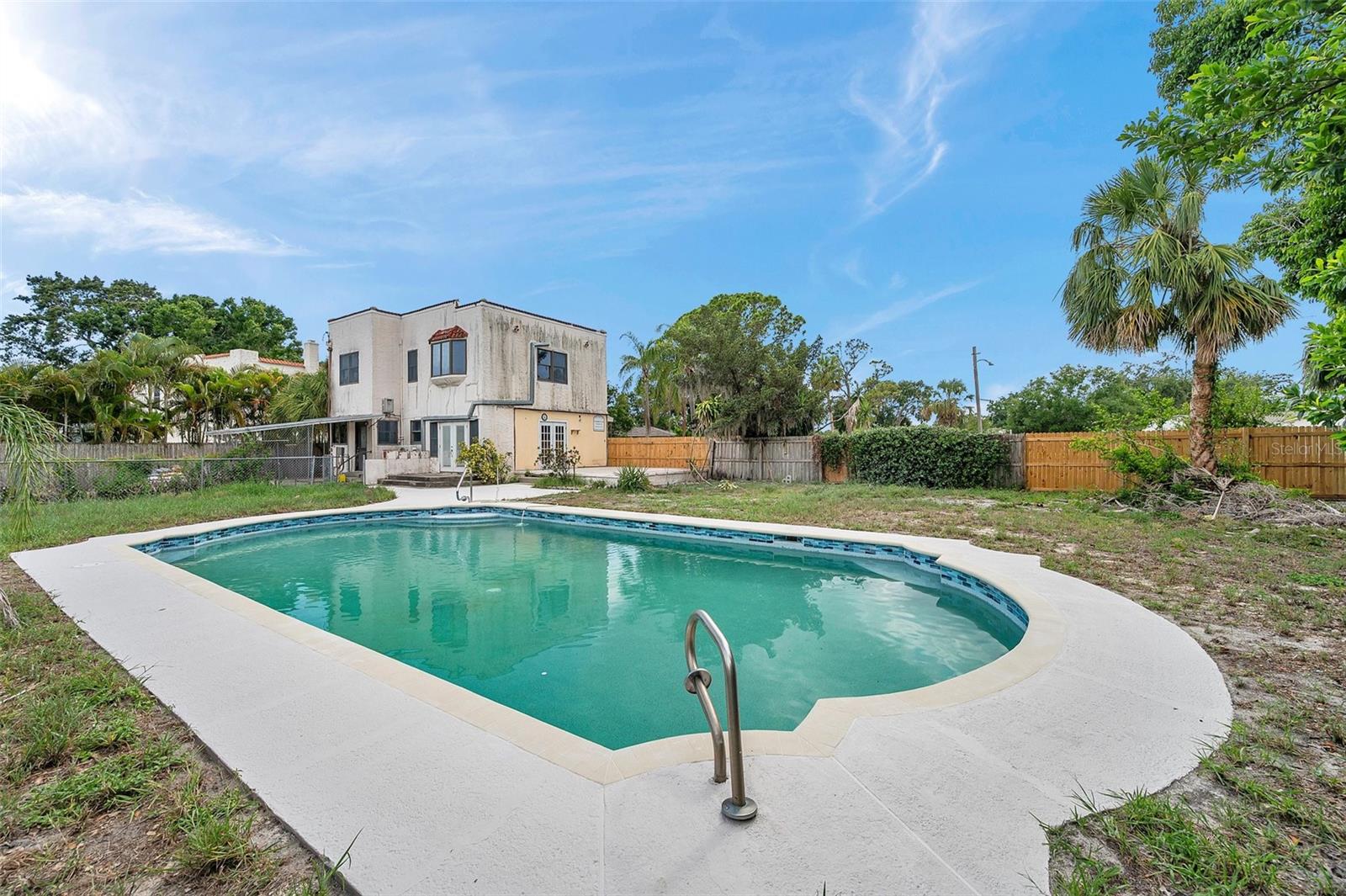 Image 46 of 55 For 4900 Alcazar Way S