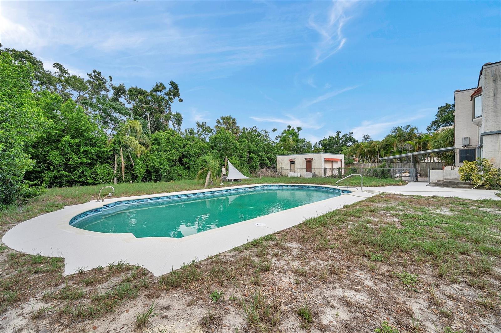 Image 47 of 55 For 4900 Alcazar Way S