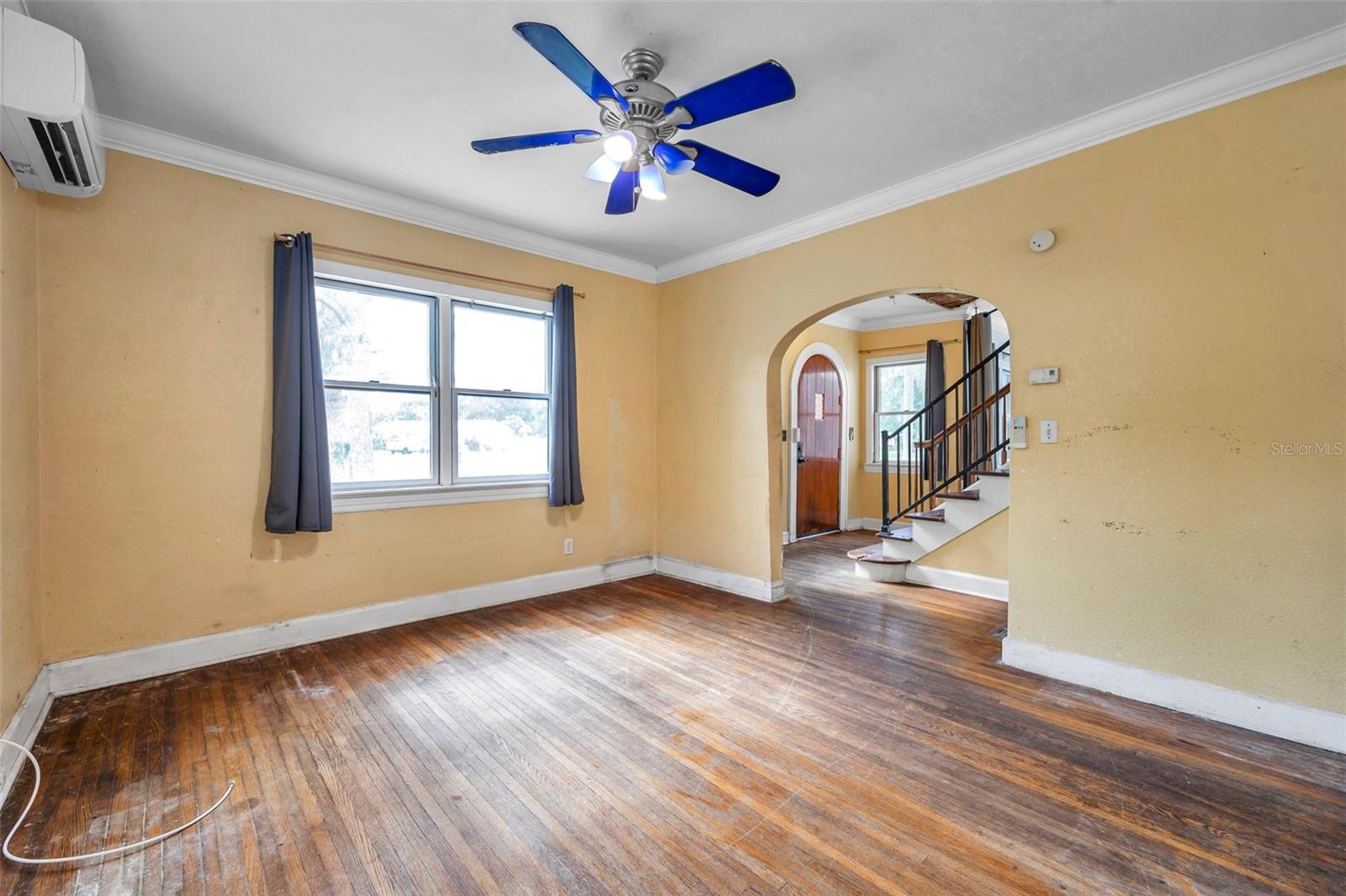 Image 8 of 55 For 4900 Alcazar Way S