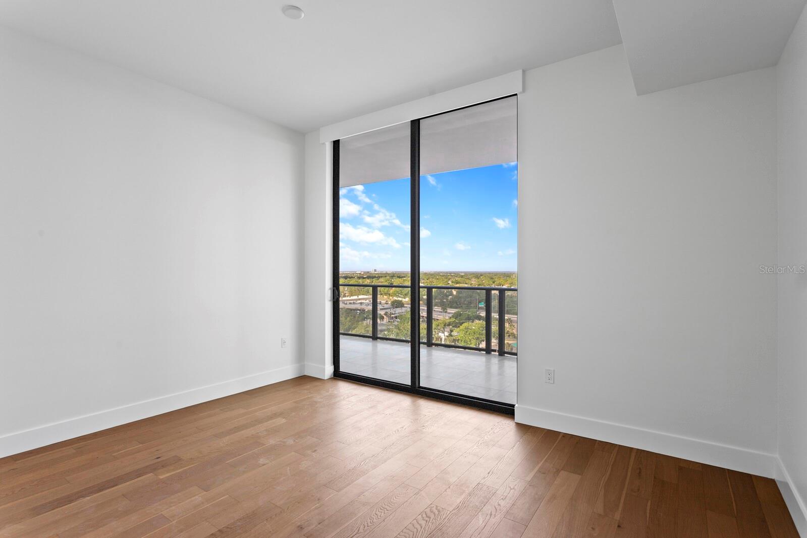 Image 35 of 95 For 2912 Santiago Street 1201