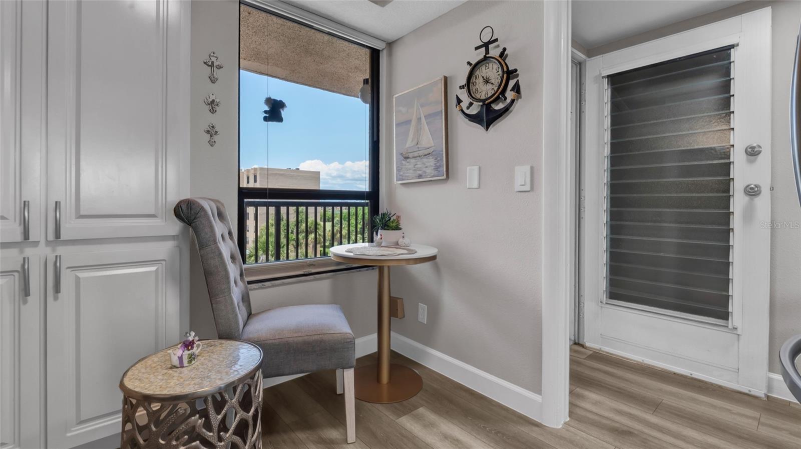 Image 16 of 61 For 2616 Cove Cay Drive 505